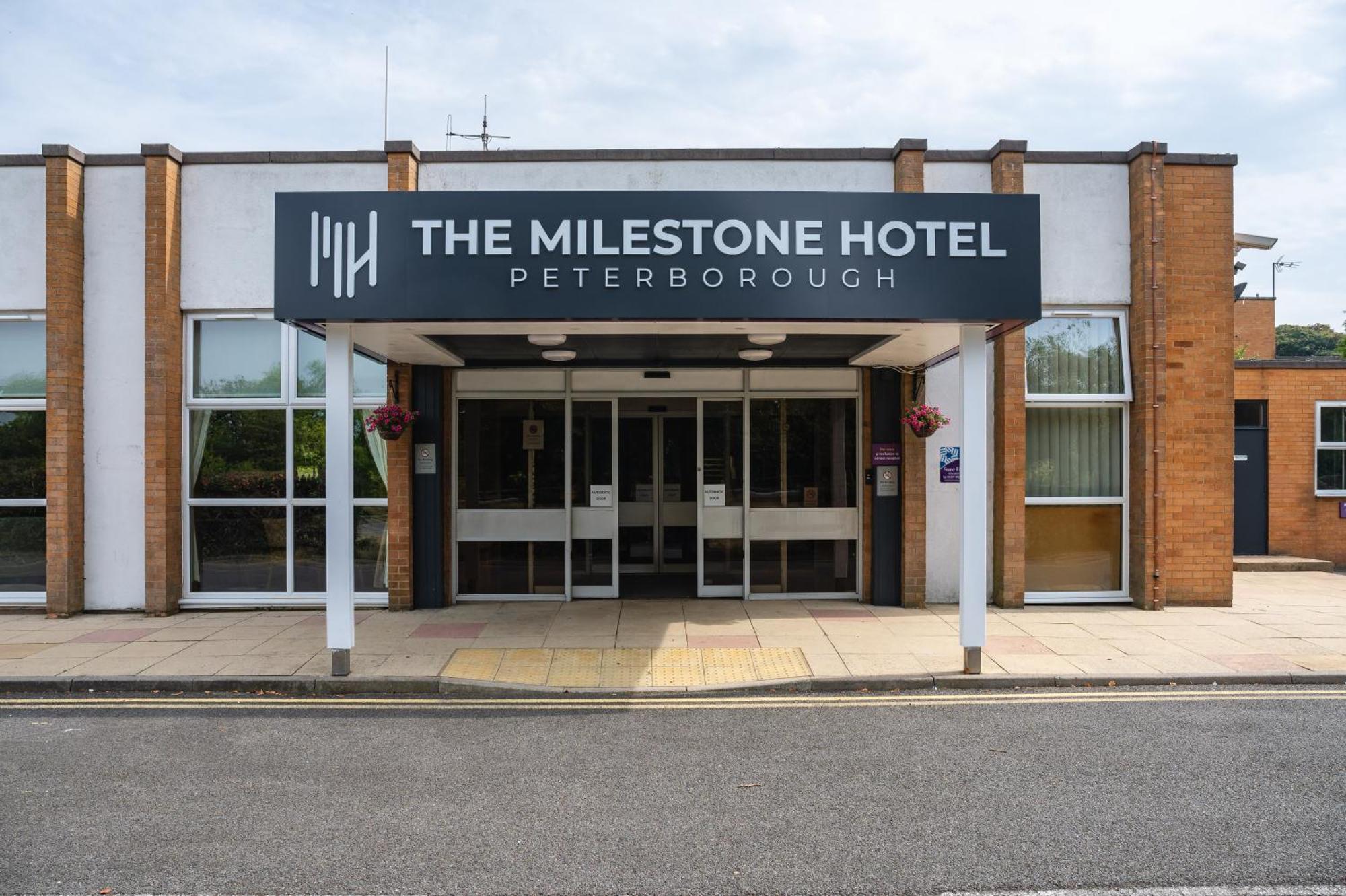 Milestone Peterborough Hotel A1M, Sure Hotel Collection By Best Western Stilton Екстер'єр фото
