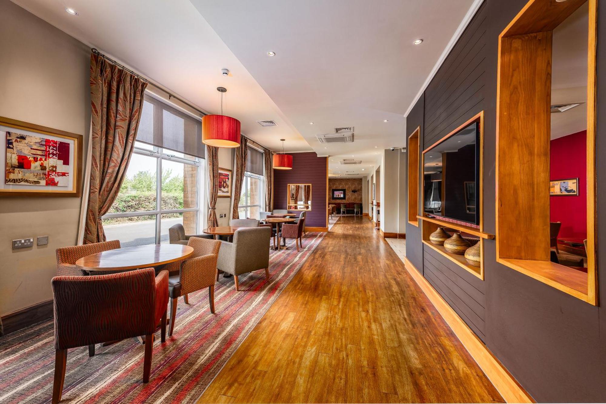 Milestone Peterborough Hotel A1M, Sure Hotel Collection By Best Western Stilton Екстер'єр фото