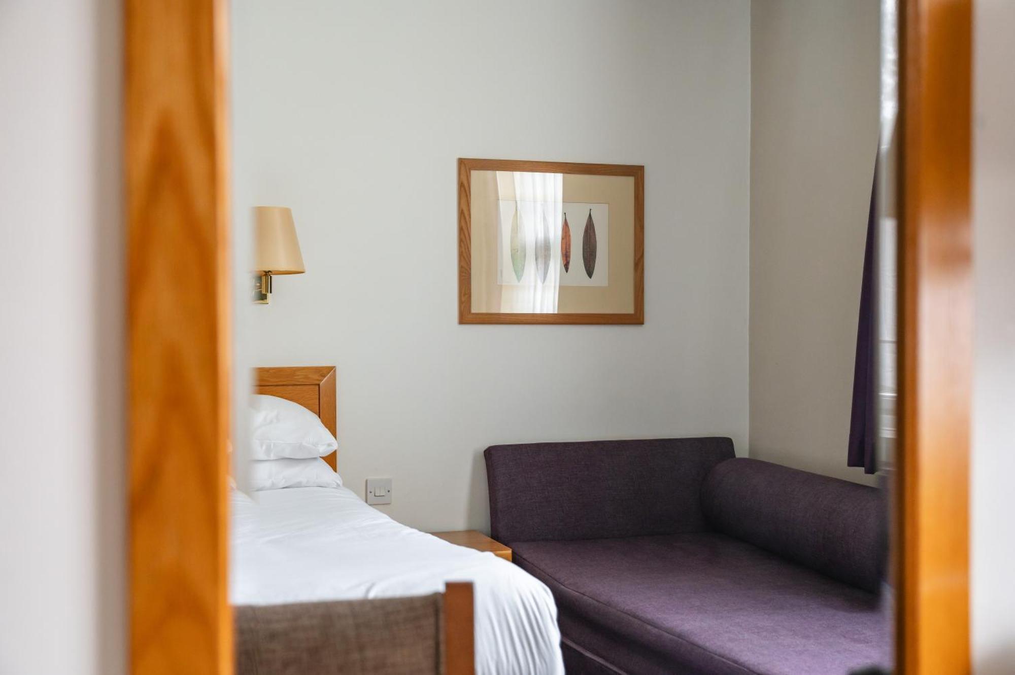 Milestone Peterborough Hotel A1M, Sure Hotel Collection By Best Western Stilton Екстер'єр фото